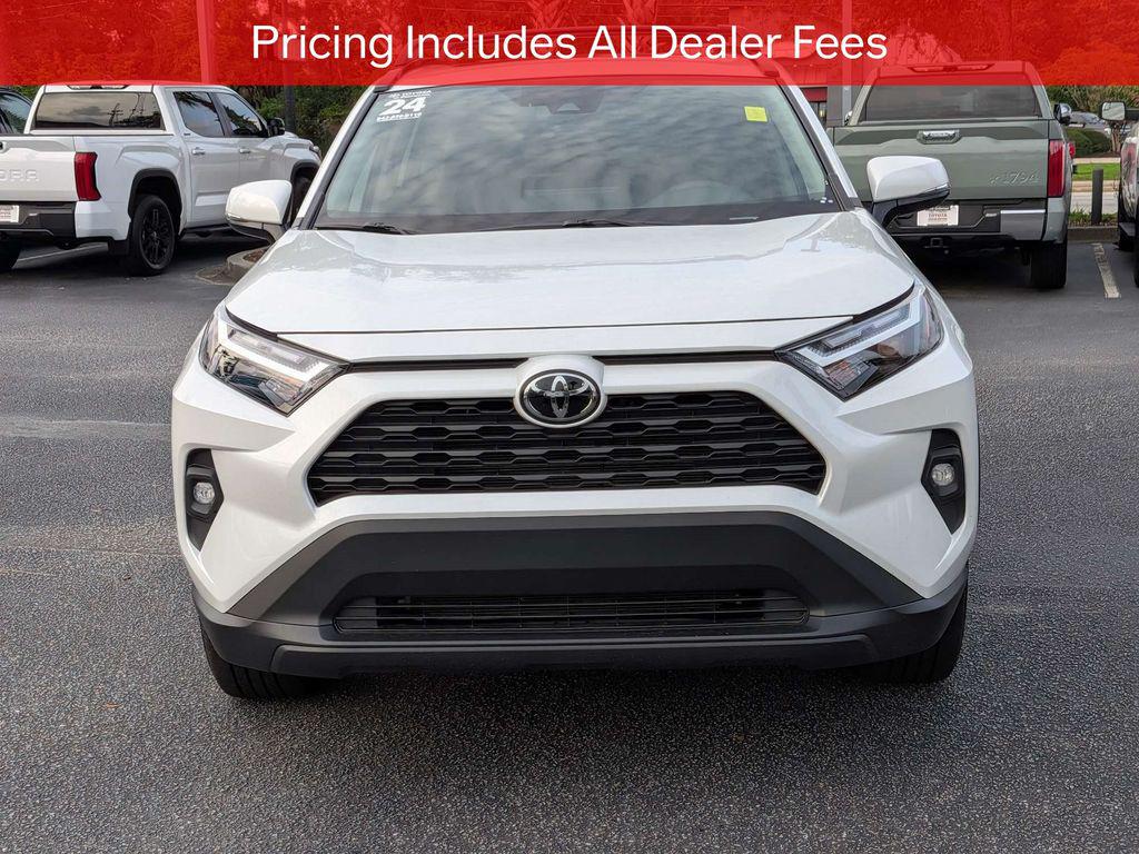 صورة 10 لـ 2024 Toyota RAV4 XLE PREMIUM