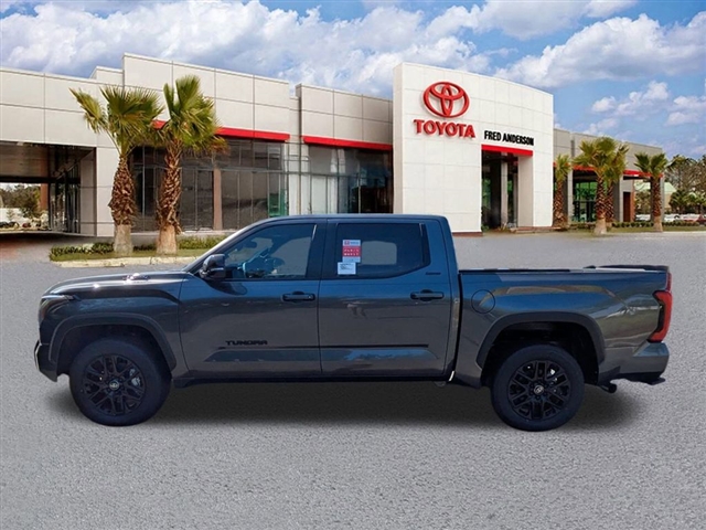 TOYOTA TUNDRA - 8