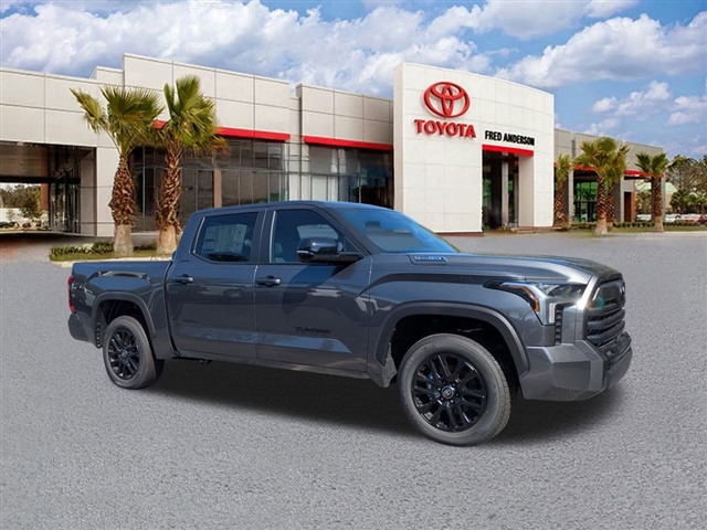 TOYOTA TUNDRA - 2