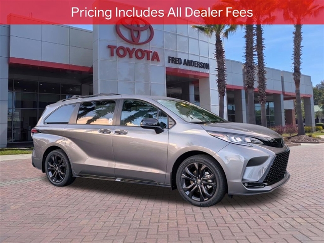 New 2026 Toyota Sienna XSE 7 Passenger