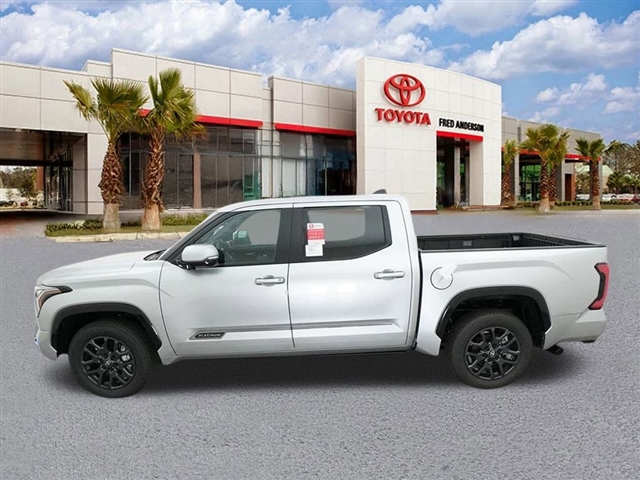 TOYOTA TUNDRA - 4