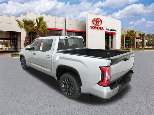 TOYOTA TUNDRA - 6