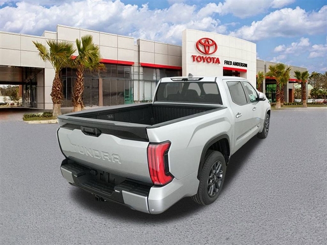 TOYOTA TUNDRA - 9