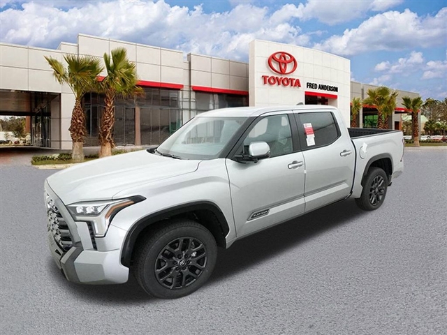 TOYOTA TUNDRA - 1
