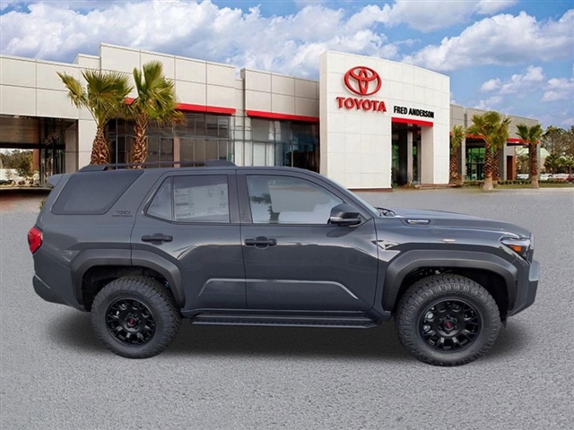 TOYOTA 4RUNNER - 4