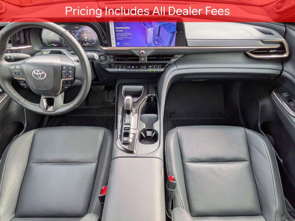 2025 Toyota CROWN LIMITED — миниатюра 15