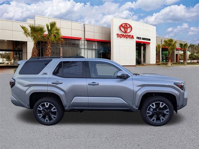 TOYOTA 4RUNNER - 4