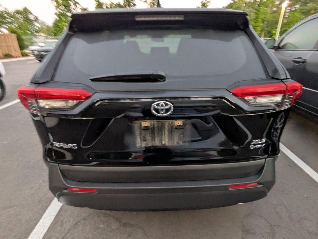 TOYOTA RAV4 - 6