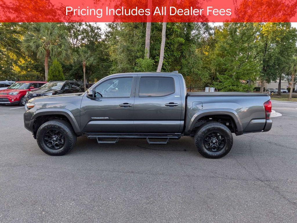 صورة 8 لـ 2022 Toyota TACOMA SR5