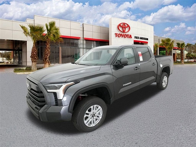 TOYOTA TUNDRA - 1