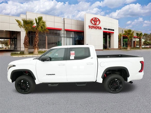 TOYOTA TUNDRA - 4