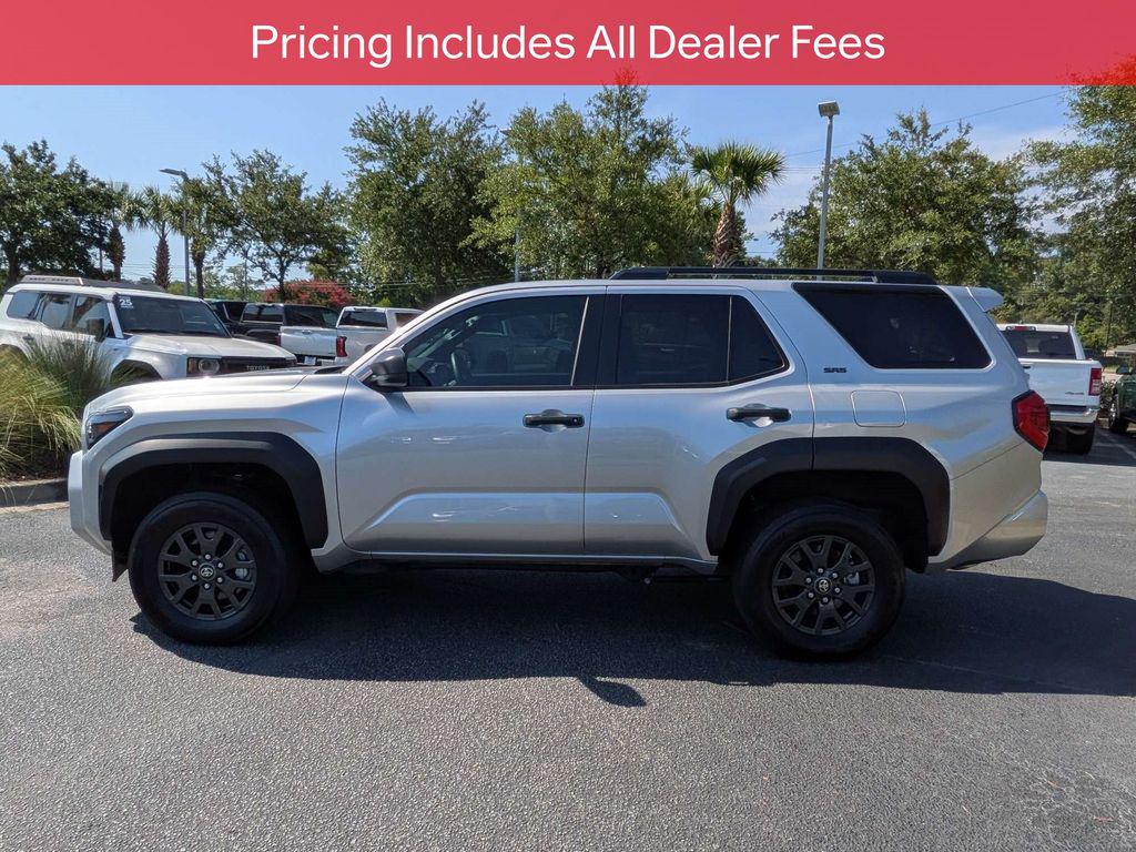 صورة 8 لـ 2025 Toyota 4RUNNER SR5