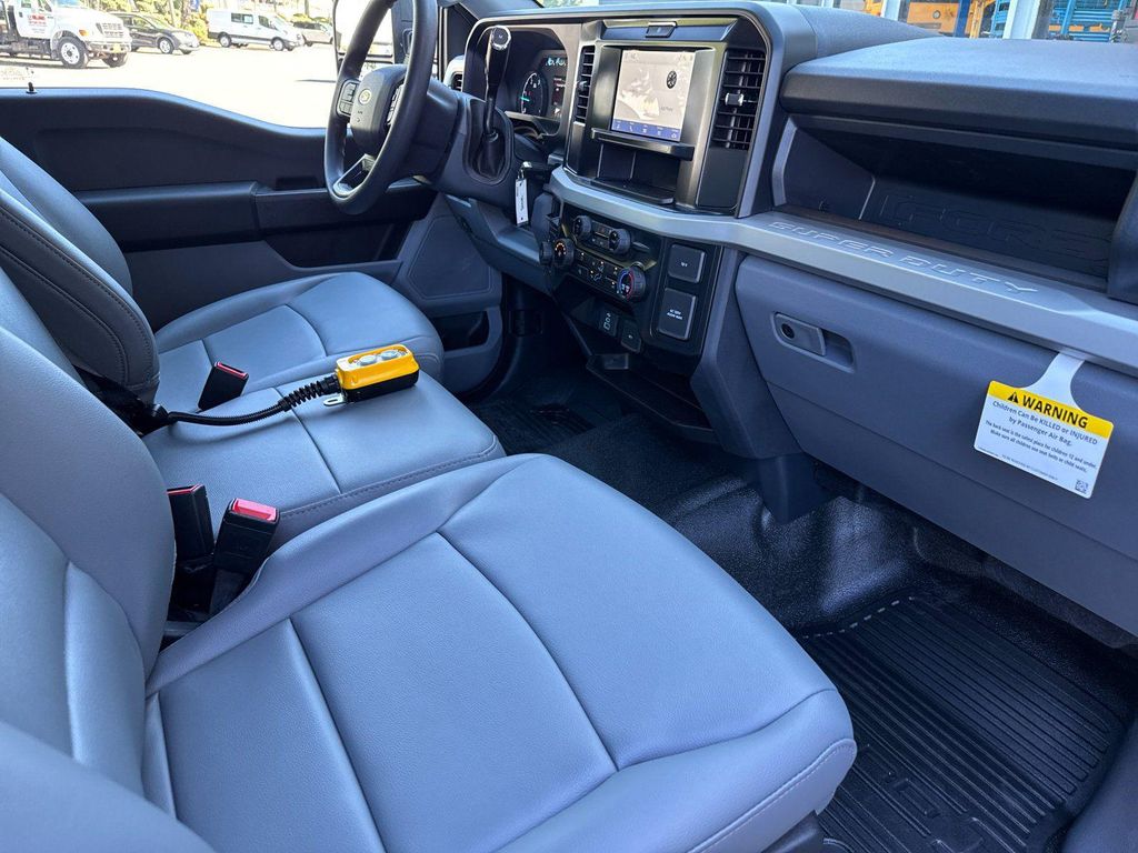 2025 FORD F-450 XL — миниатюра 14