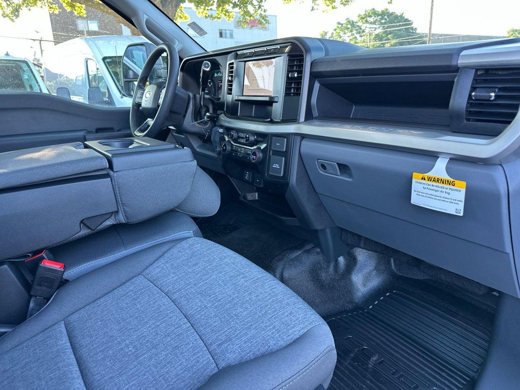 2024 FORD F-450 DRW — миниатюра 14