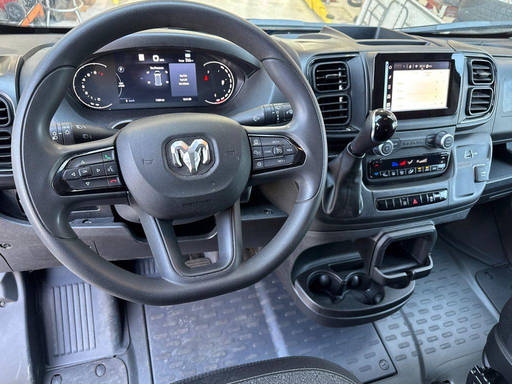 2025 RAM PROMASTER 2500 TRADESMAN — миниатюра 14