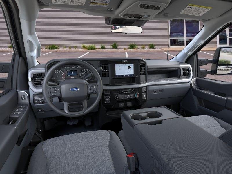 2026 FORD F-350 XL — миниатюра 10