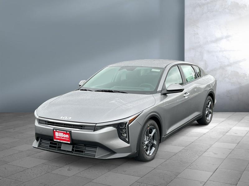 New 2025 Kia K4 LXS