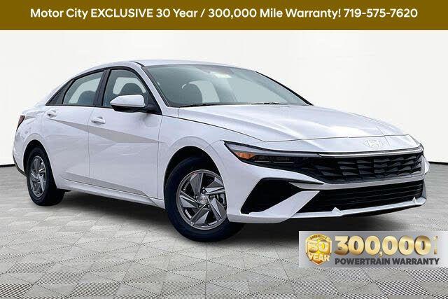 New 2026 Hyundai ELANTRA SE