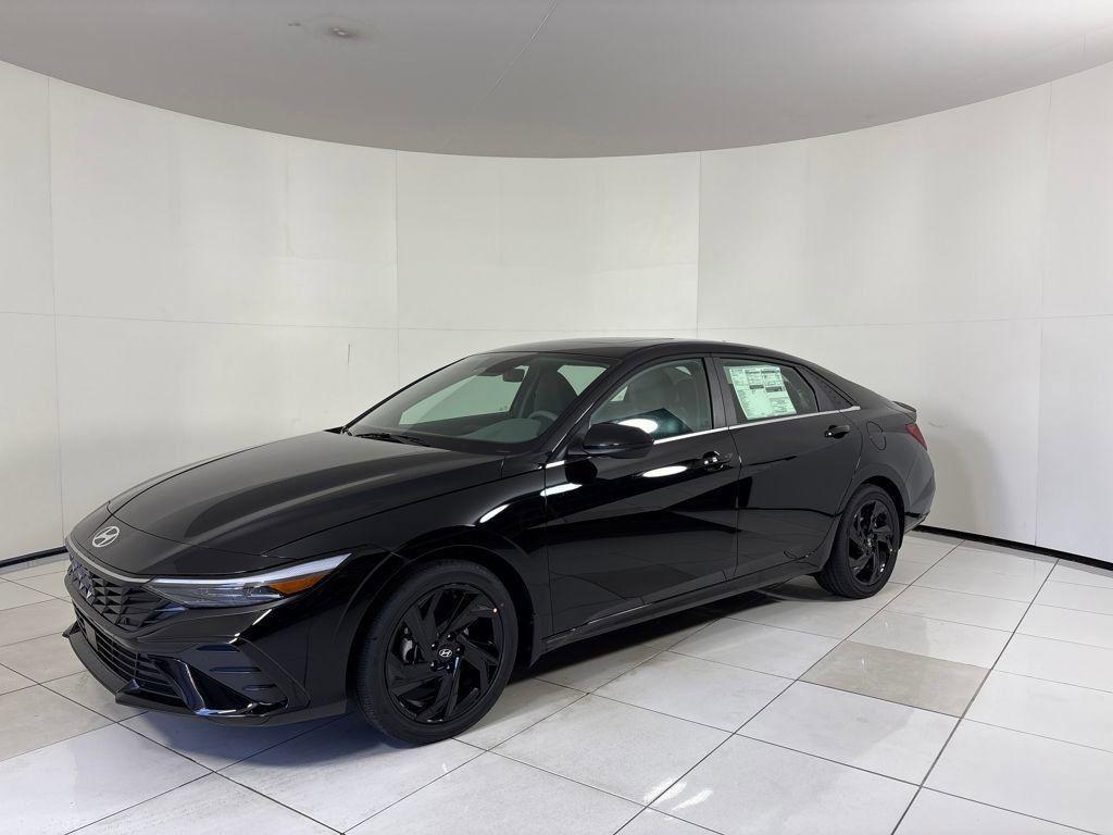 New 2026 Hyundai ELANTRA SEL Sport