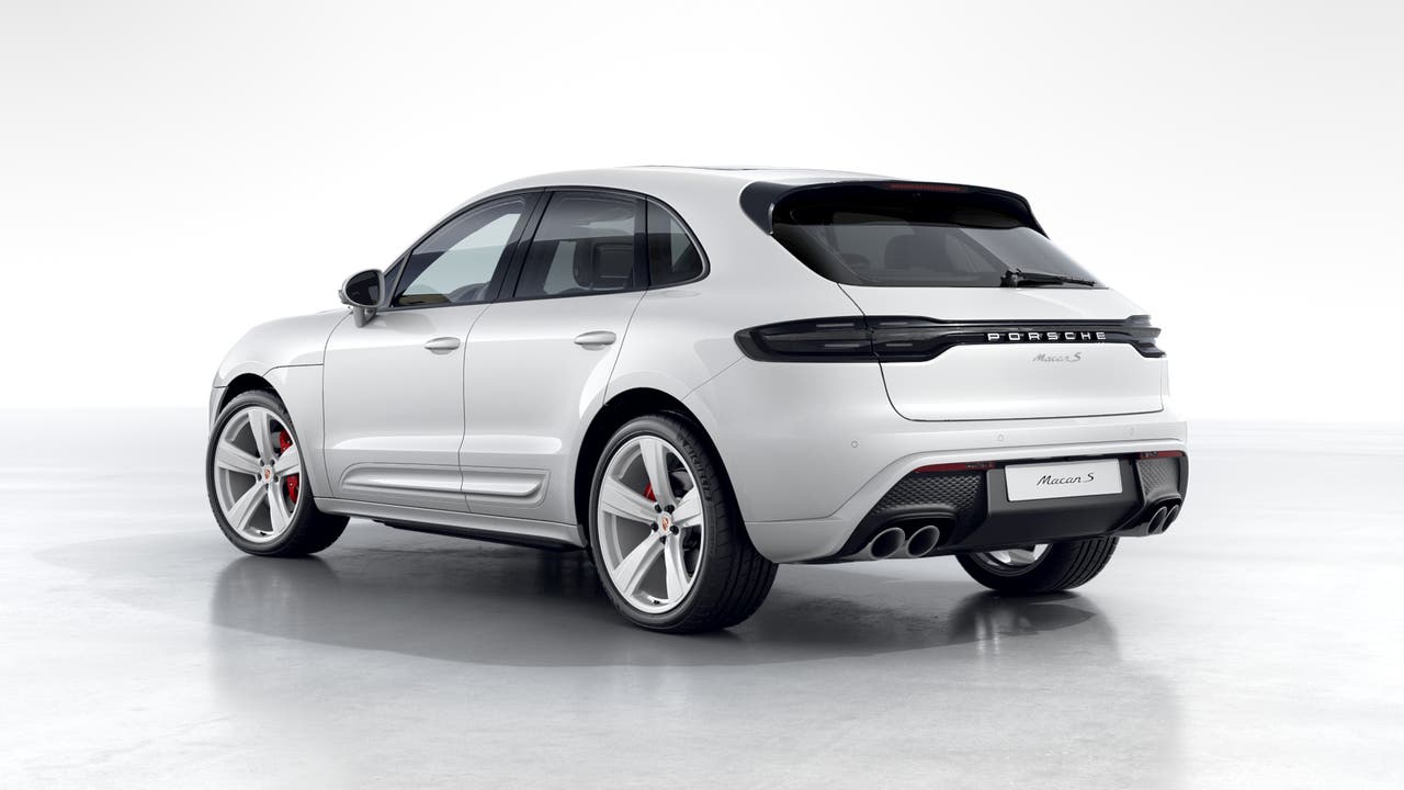 2026 Porsche MACAN photo 3