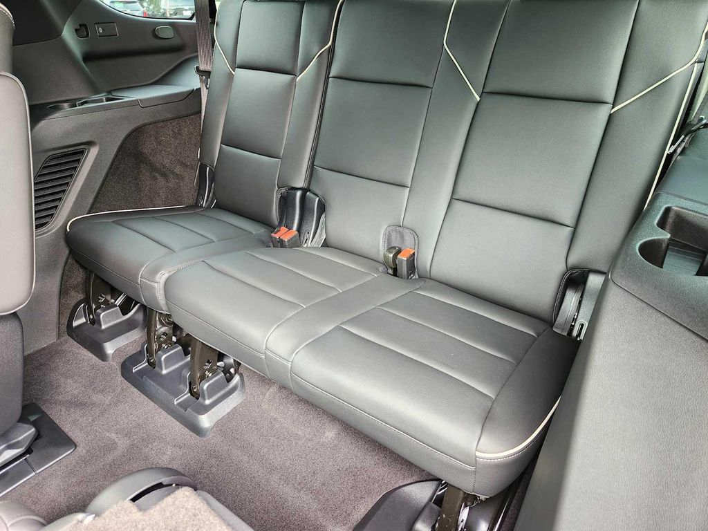 2026 Cadillac ESCALADE SPORT thumbnail 20