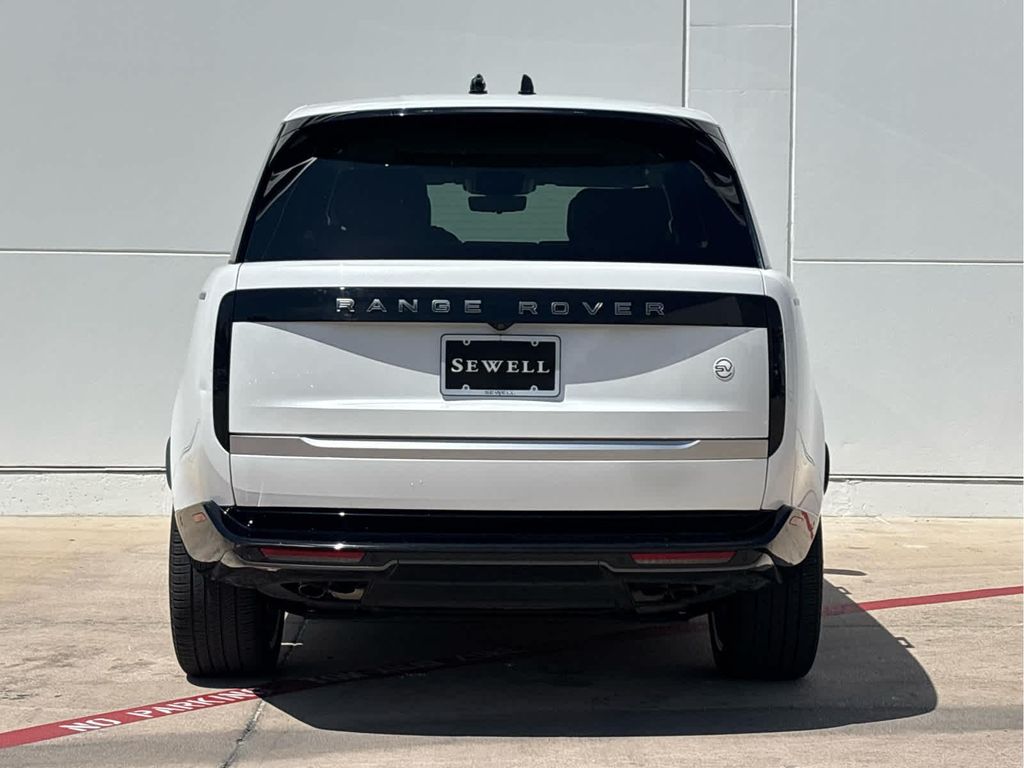 صورة 5 لـ 2024 LAND Rover RANGE ROVER P615 SV