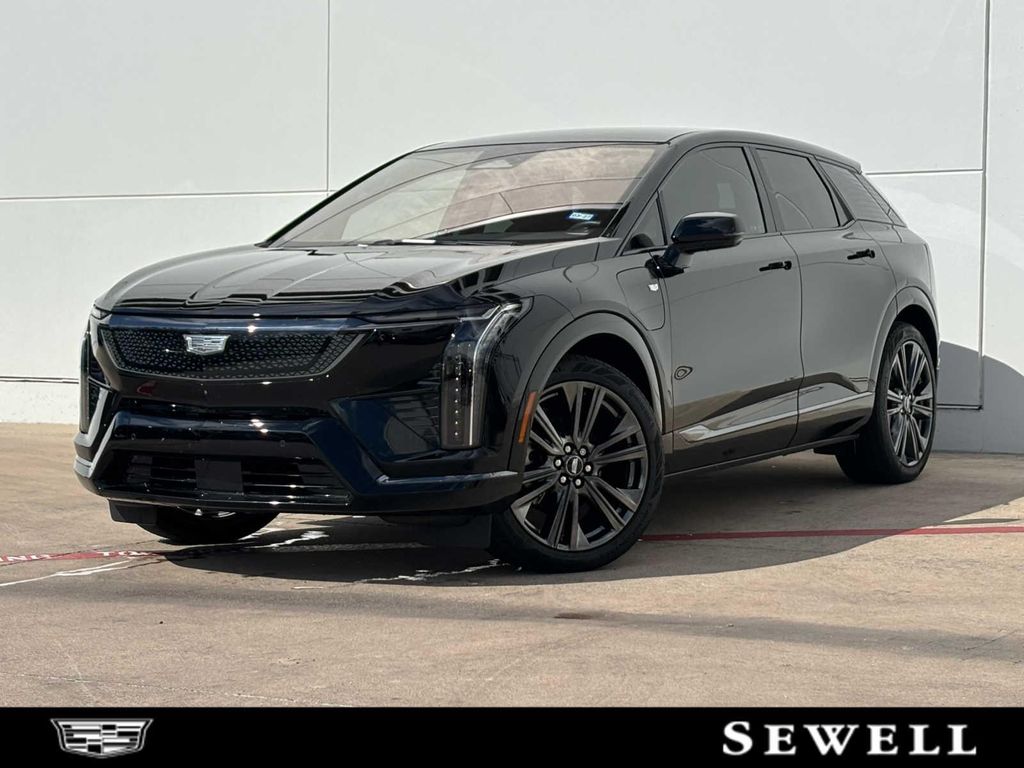 2025 Cadillac OPTIQ Sport 2