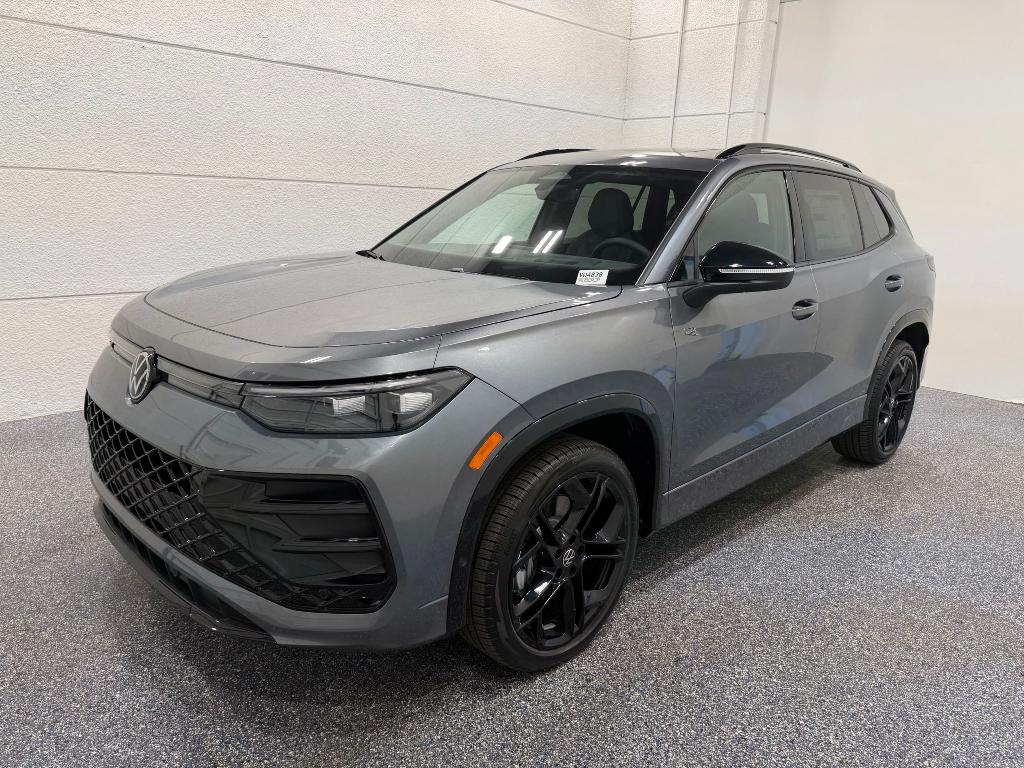New 2026 Volkswagen Tiguan 2.0T SE R-Line Black