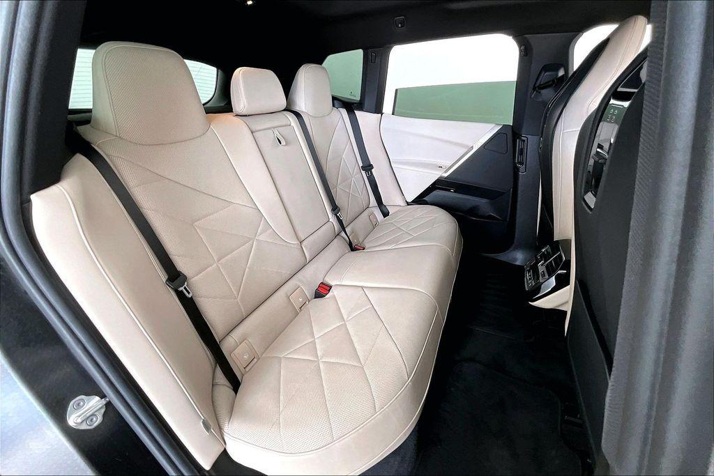 2023 BMW IX XDRIVE50 — миниатюра 33
