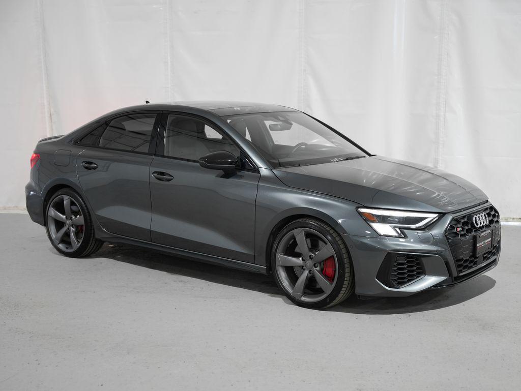 صورة 8 لـ 2022 AUDI S3 PRESTIGE TFSI QUATTRO S TRONIC
