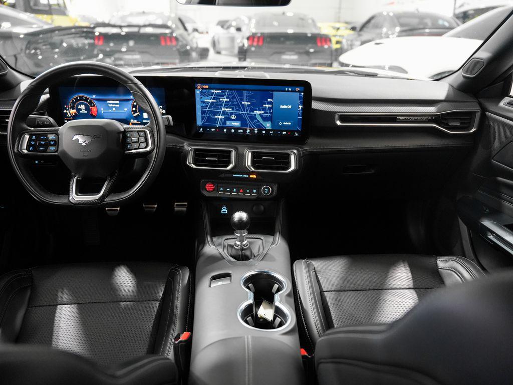صورة مصغرة 18 لـ 2025 FORD MUSTANG GT PREMIUM