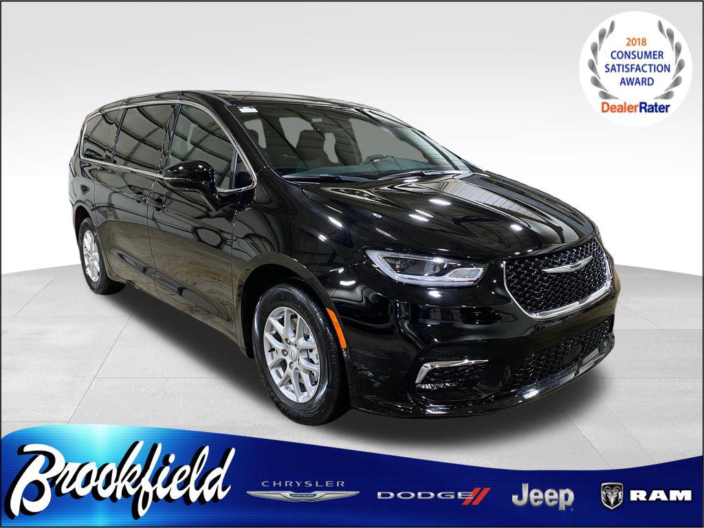 New 2026 Chrysler Pacifica L