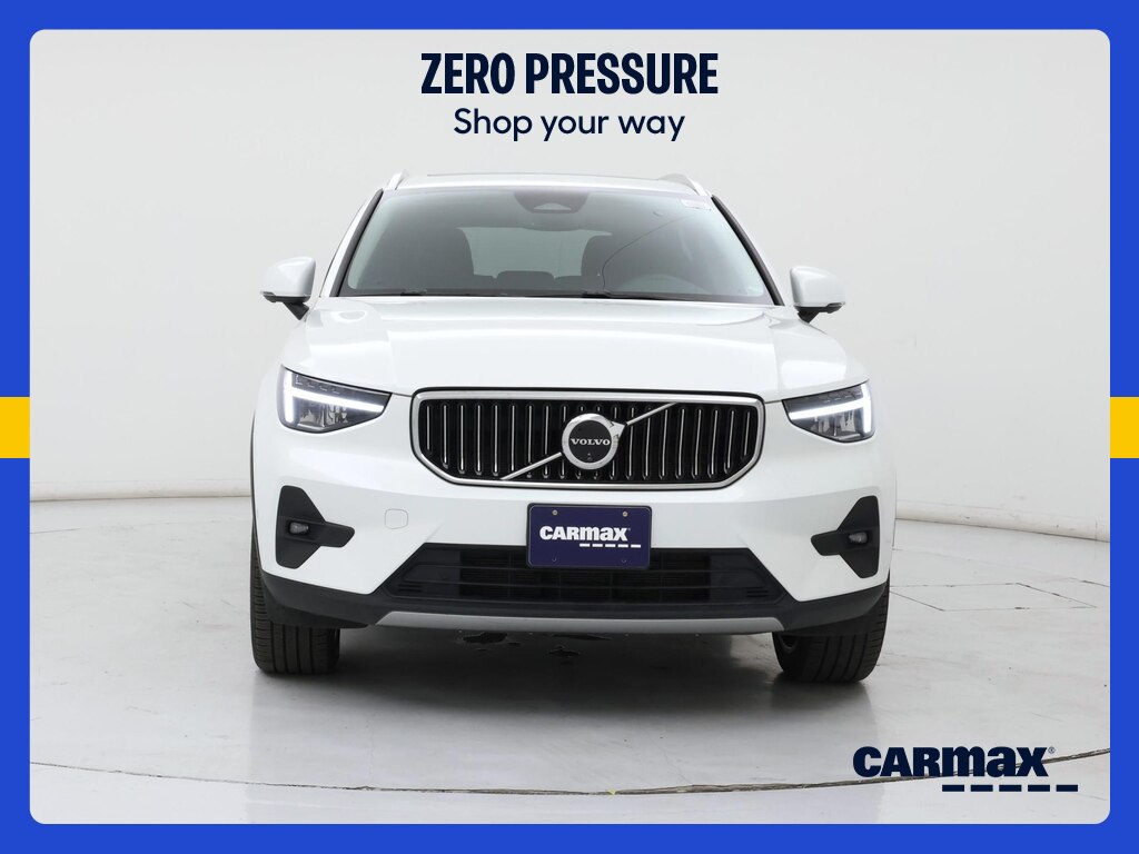2025 Volvo XC40 B5 PLUS BRIGHT THEME — фото 6