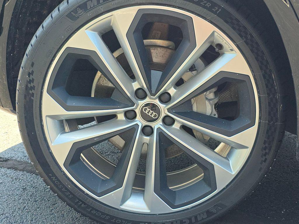 صورة 10 لـ 2023 AUDI Q5 45 S LINE PREMIUM PLUS