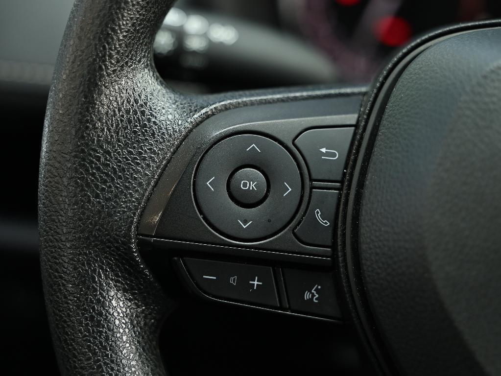 صورة مصغرة 31 لـ 2025 Toyota RAV4 XLE