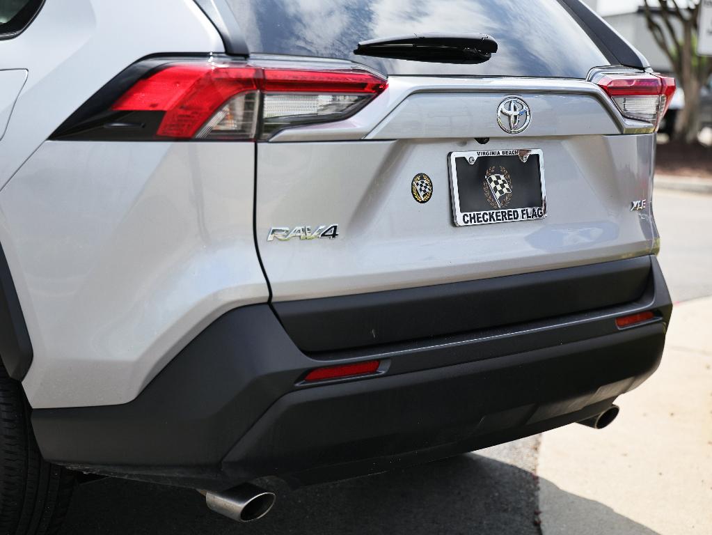 صورة مصغرة 9 لـ 2025 Toyota RAV4 XLE