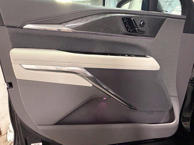 2025 Cadillac ESCALADE IQ SPORT 1 — миниатюра 14