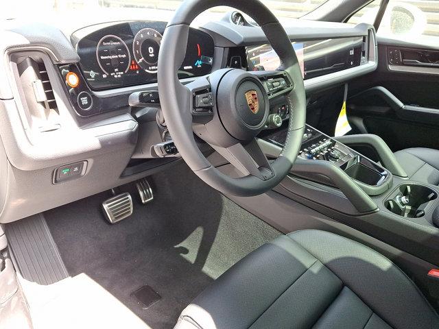 PORSCHE CAYENNE S - 4