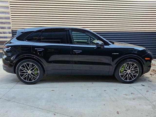 PORSCHE CAYENNE - 8