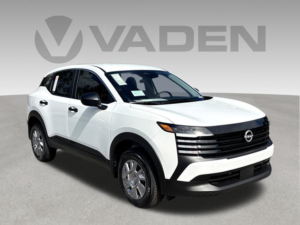 New 2026 Nissan Kicks S