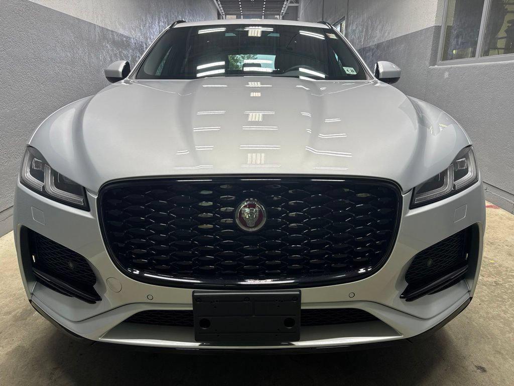 صورة مصغرة 7 لـ 2023 Jaguar F-PACE S P250 AWD AUTOMATIC