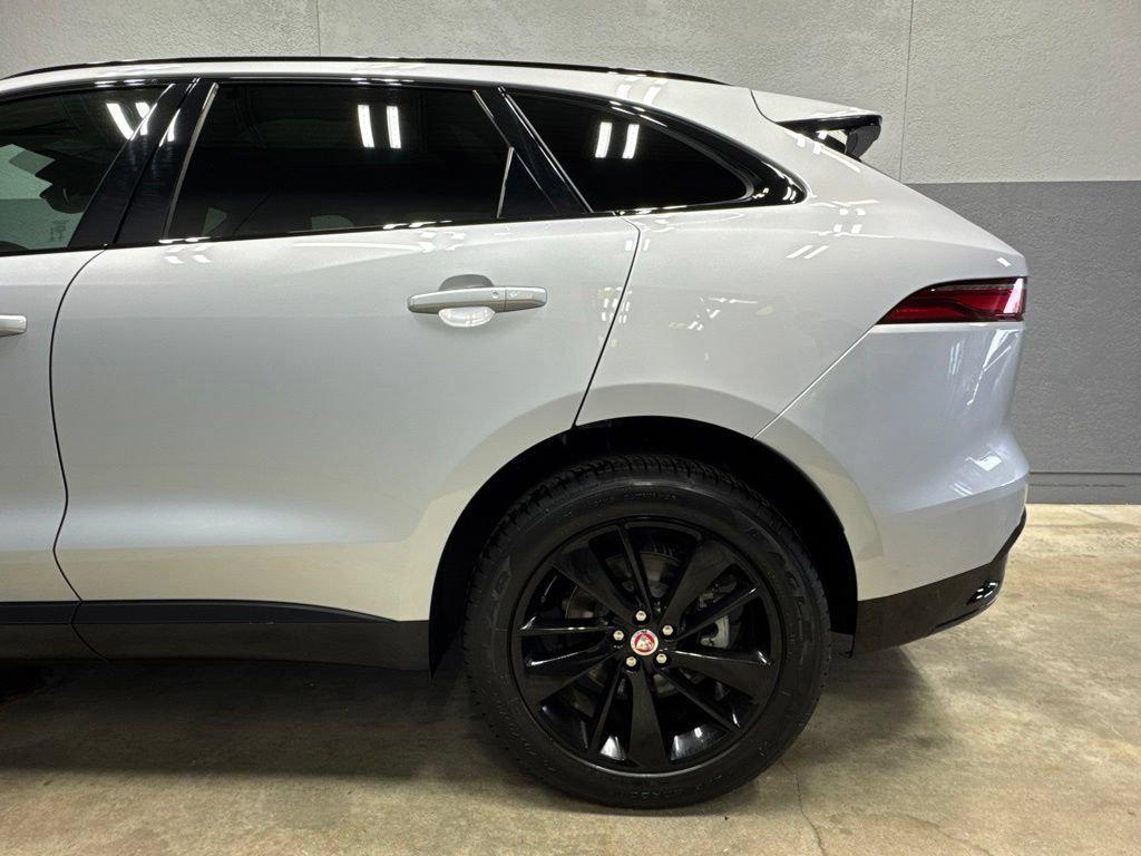 صورة مصغرة 9 لـ 2023 Jaguar F-PACE S P250 AWD AUTOMATIC