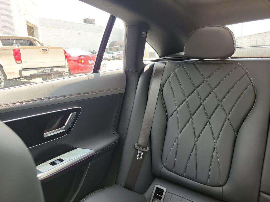 صورة مصغرة 5 لـ 2023 Mercedes-BENZ EQE