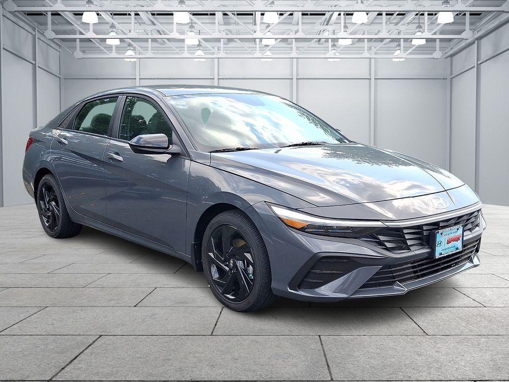 New 2026 Hyundai ELANTRA Sport