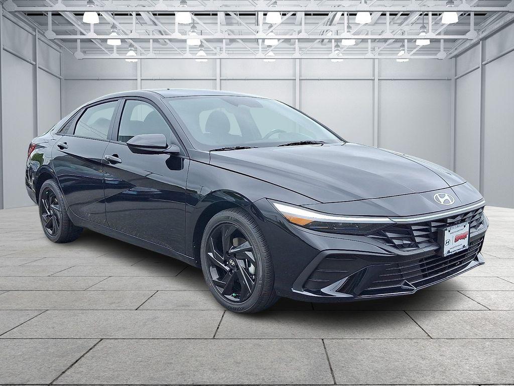 New 2026 Hyundai ELANTRA Sport