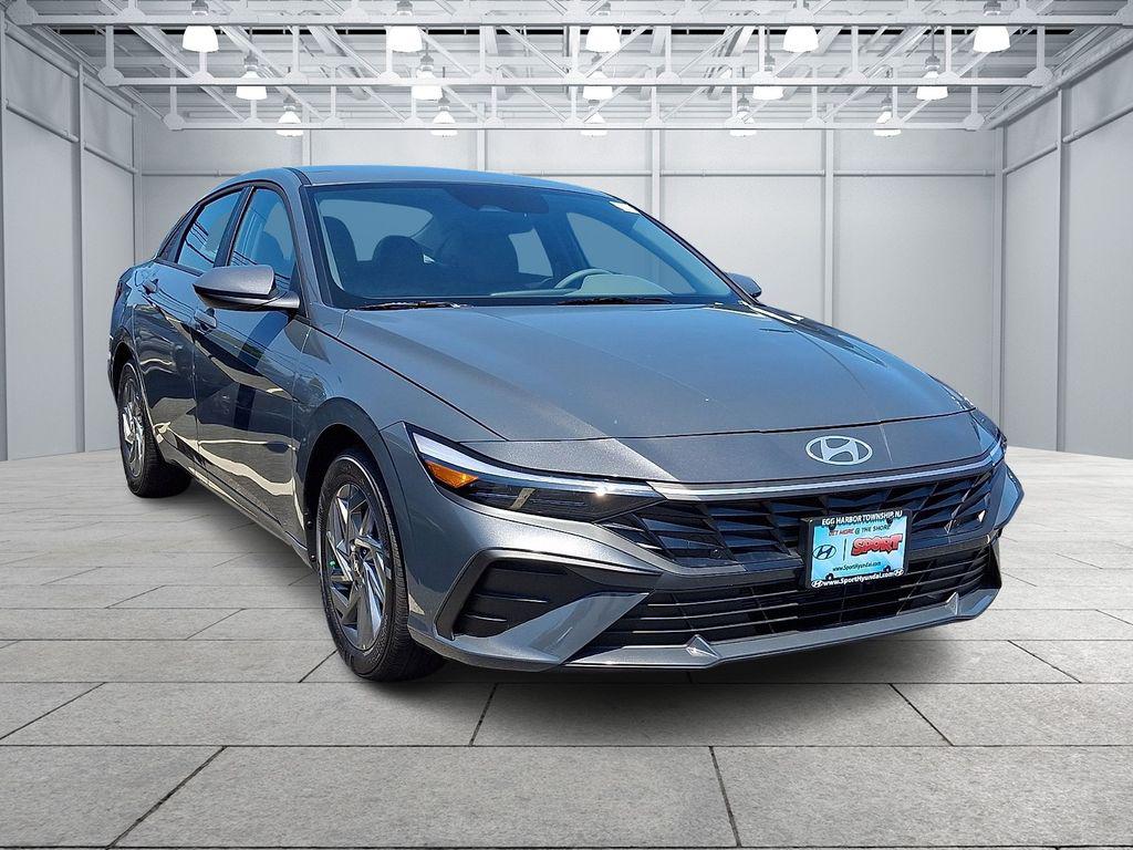 New 2026 Hyundai ELANTRA HEV Blue