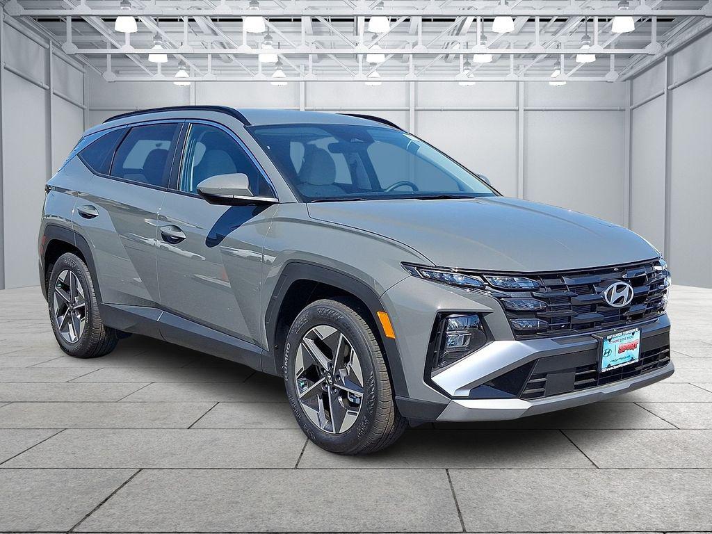 New 2026 Hyundai TUCSON SEL