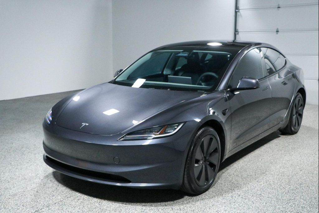 صورة مصغرة 26 لـ 2025 Tesla MODEL 3 LONG RANGE
