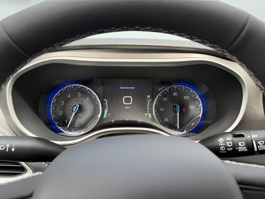 New 2027 Chrysler Pacifica LIMITED