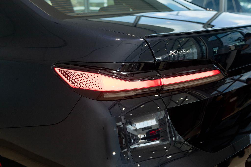 صورة 3 لـ 2026 BMW 740 XDRIVE